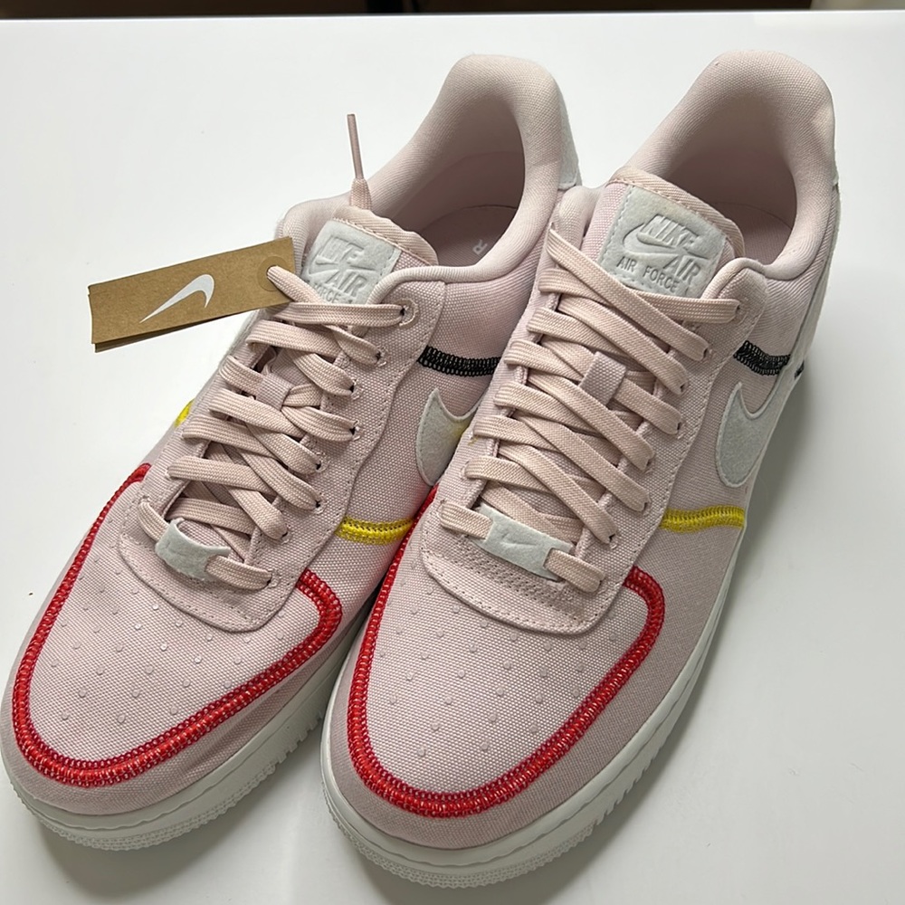 ♥️ NIKE Women’s Pink Air Force Sneakers ♥️